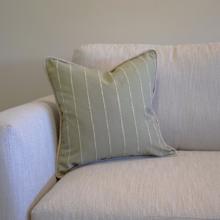 20 x 20 Pillow Evie Moss - Down Insert