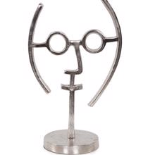 Here's looking at you Sculpture