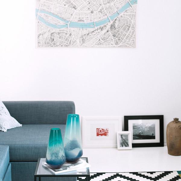 Vinyl Wall Covering Accessories Accessories Breakers Vase, Large