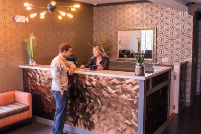 Dimension Walls Crack Me Up Room Scene