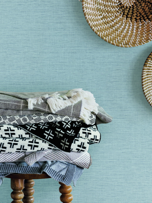 Vinyl Wall Covering Thom Filicia Striation Bay Room Scene
